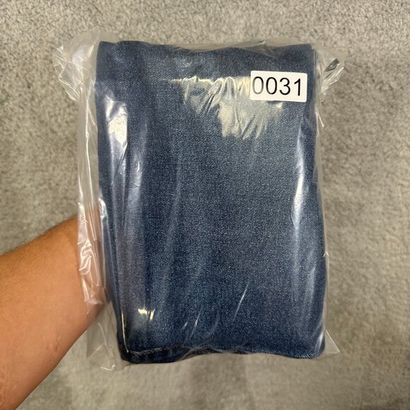 Old Navy Rockstar Super Skinny Jeans Plus Size 20 Mid-Rise Secret Slim Pockets - Picture 12 of 12